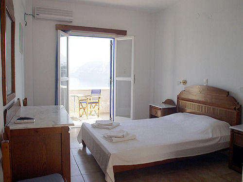 Atlantida Holiday Club 호텔 Akrotírion 외부 사진