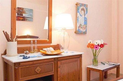 Atlantida Holiday Club 호텔 Akrotírion 외부 사진